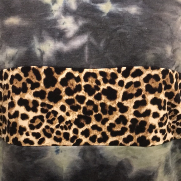 Sold❤️❤️Tie-dye top plus sizes long sleeved shirt 2x - Picture 8 of 15